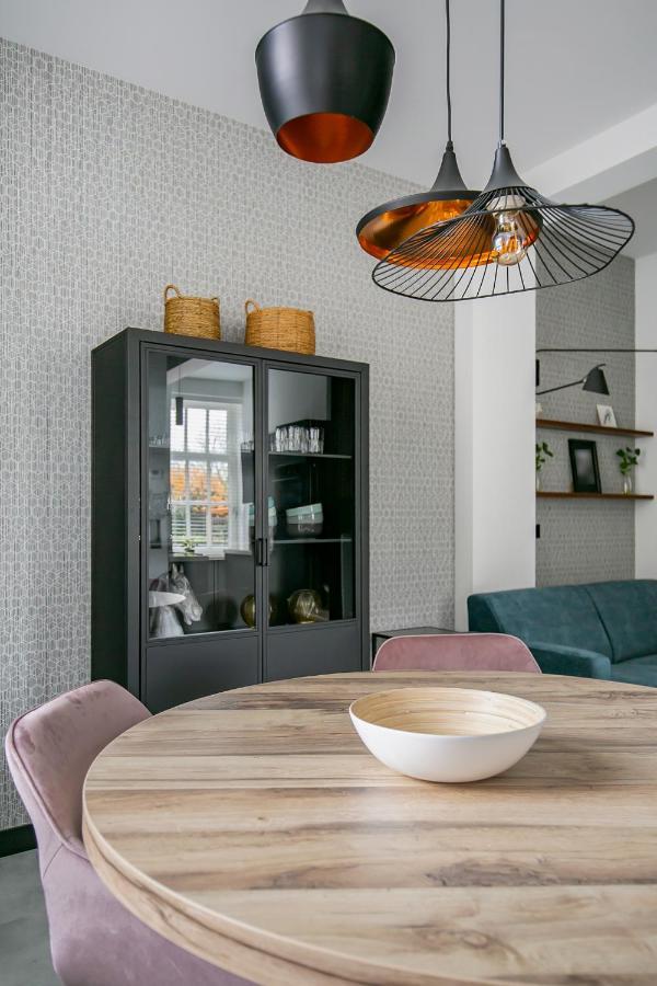 Hello Zeeland - Appartement Weststraat 36 Domburg Bagian luar foto